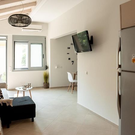 Garden House Preveza Apartment Exterior photo